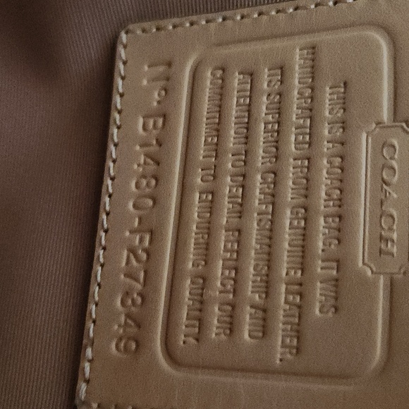 Coach hot pink tote - Picture 7 of 8